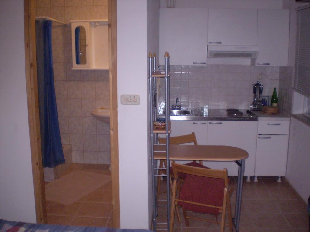 Apartments Zuvela Korcula Town Bilik gambar