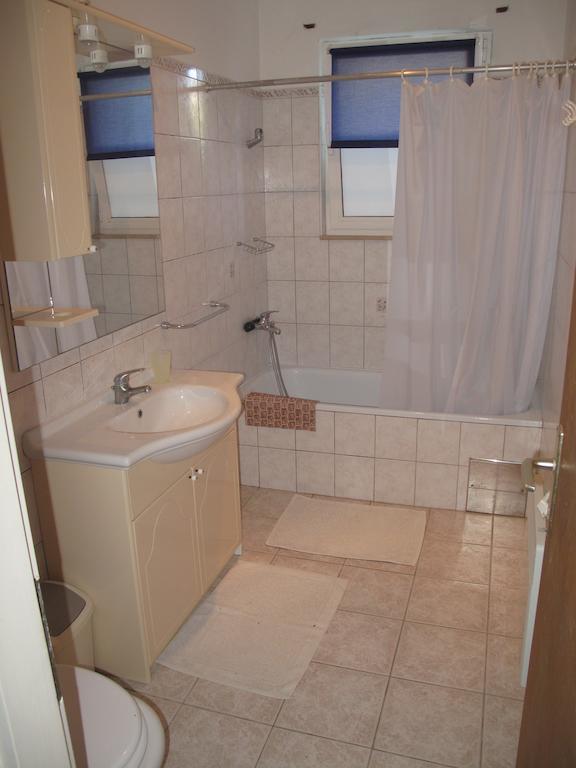 Apartments Zuvela Korcula Town Bilik gambar