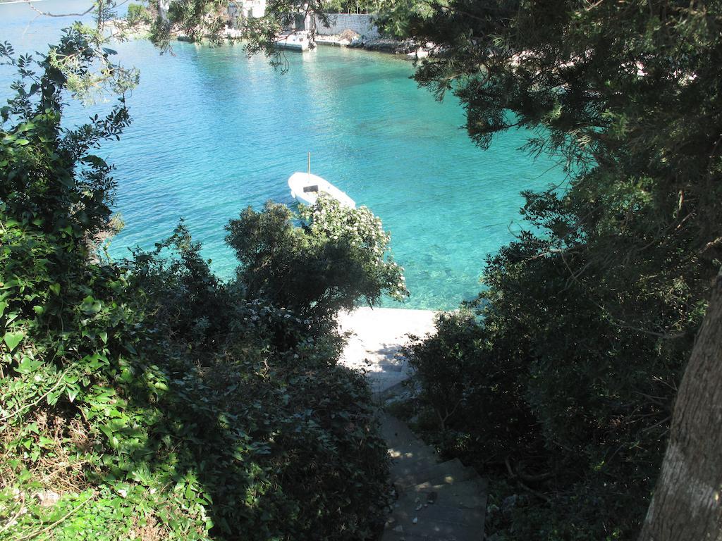 Apartments Zuvela Korcula Town Luaran gambar