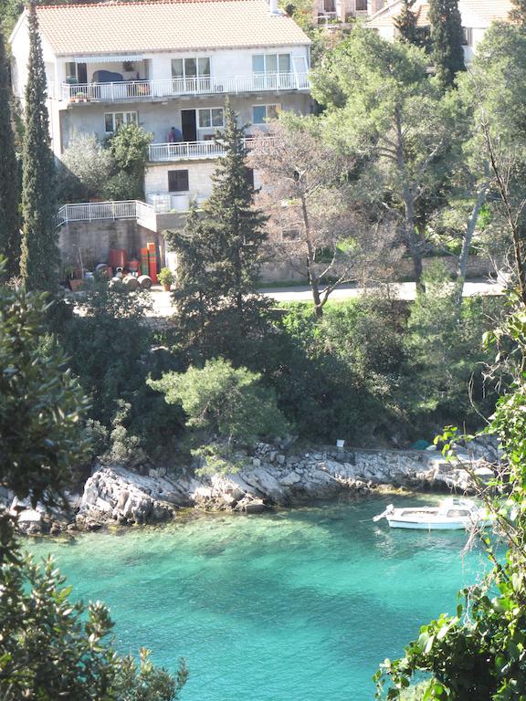 Apartments Zuvela Korcula Town Luaran gambar