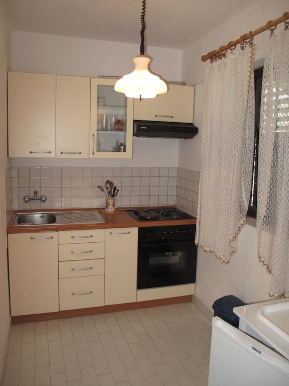 Apartments Zuvela Korcula Town Bilik gambar